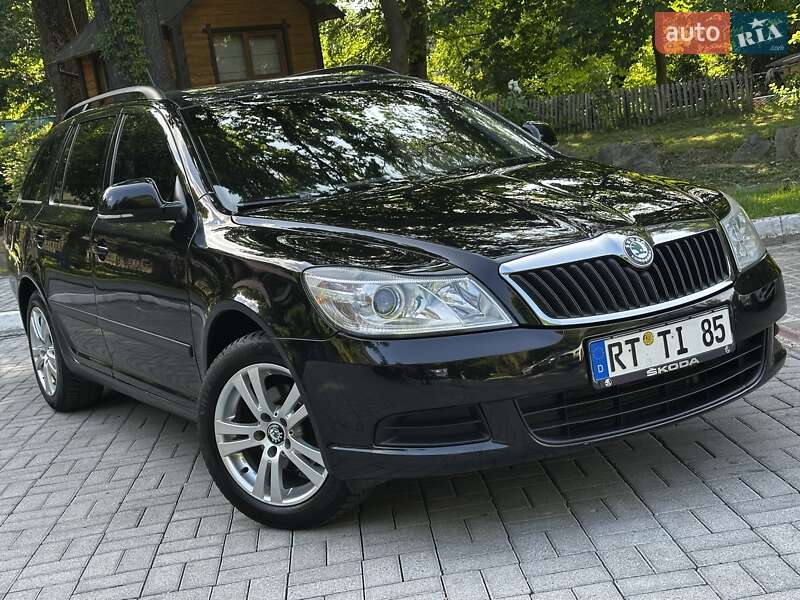 Універсал Skoda Octavia 2011 в Дрогобичі