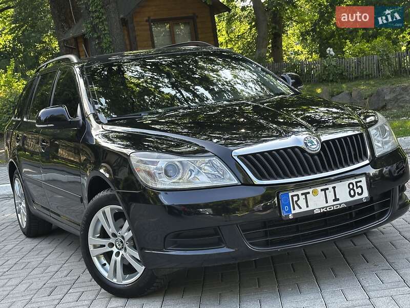 Універсал Skoda Octavia 2011 в Дрогобичі