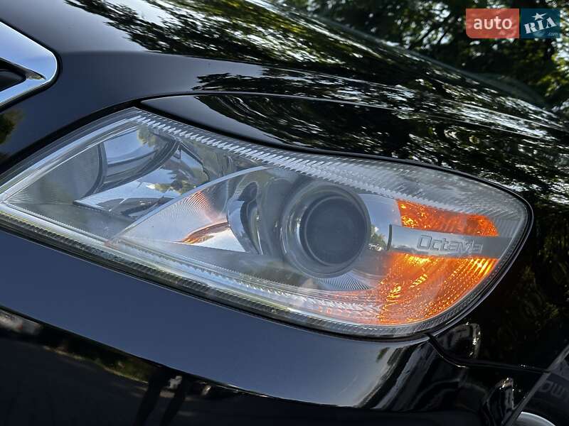 Універсал Skoda Octavia 2011 в Дрогобичі