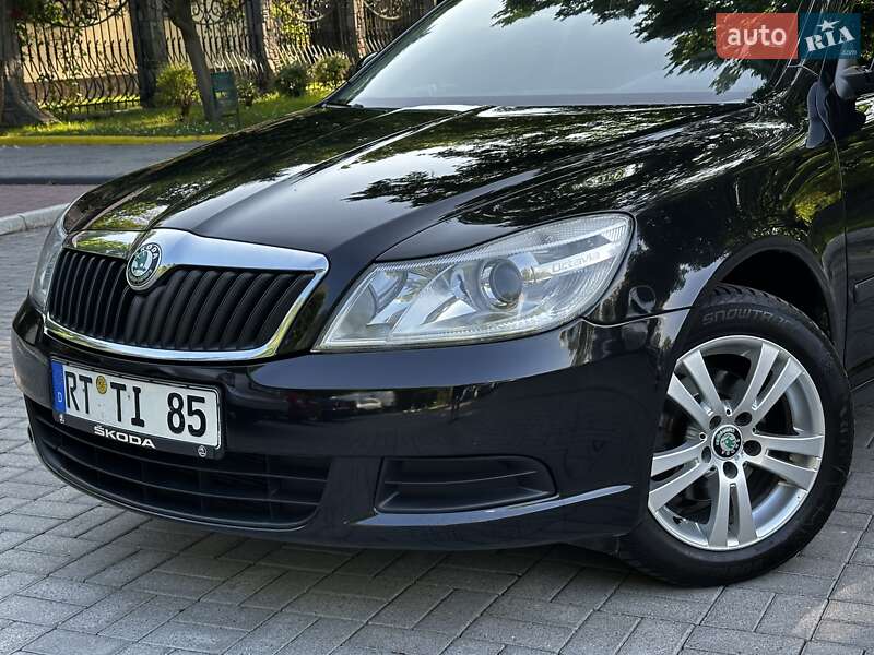 Універсал Skoda Octavia 2011 в Дрогобичі