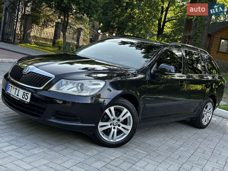 Універсал Skoda Octavia 2011 в Дрогобичі