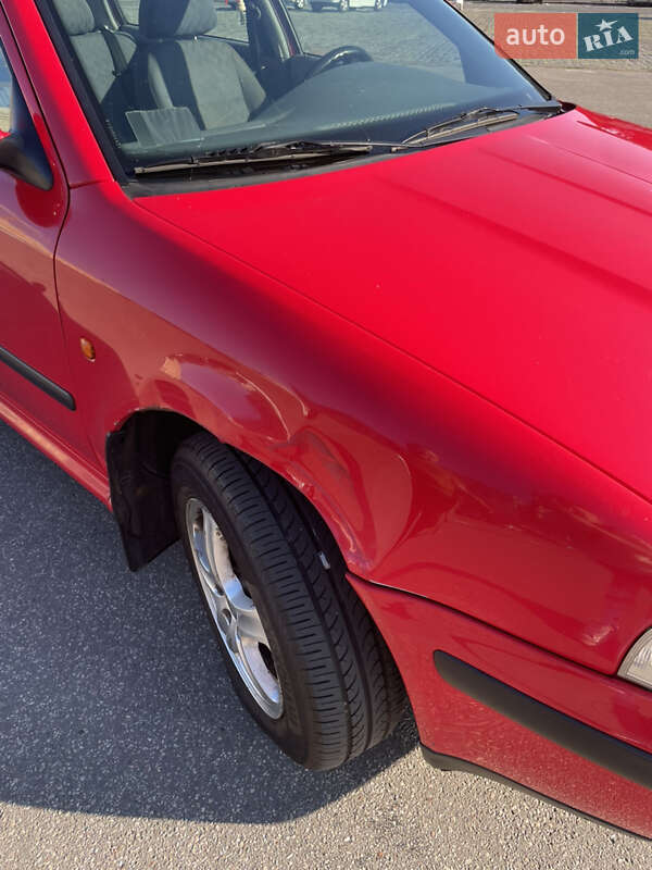 Лифтбек Skoda Octavia 1998 в Харькове
