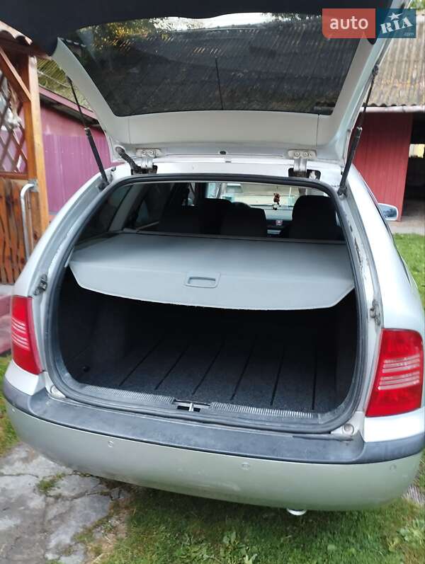 Универсал Skoda Octavia 2008 в Лановцах