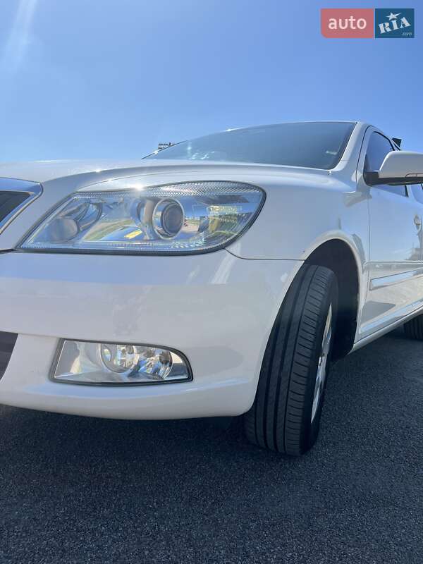 Лифтбек Skoda Octavia 2011 в Киеве