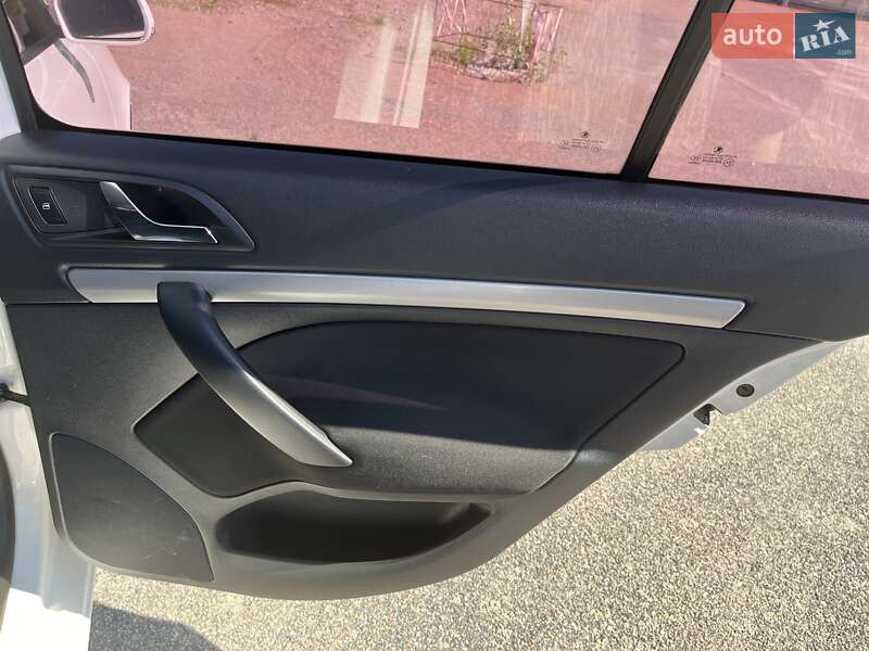 Лифтбек Skoda Octavia 2011 в Киеве