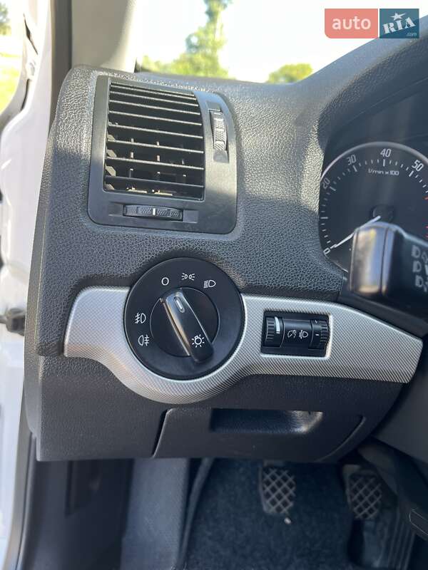 Лифтбек Skoda Octavia 2011 в Киеве