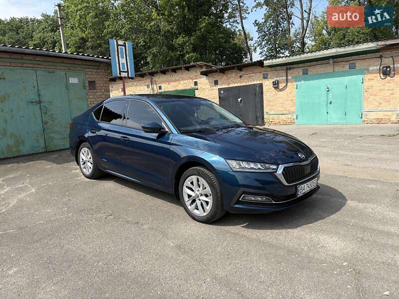 Лифтбек Skoda Octavia 2021 в Кропивницком