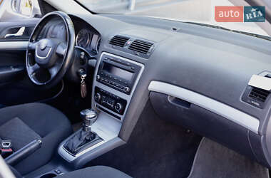 Лифтбек Skoda Octavia 2009 в 