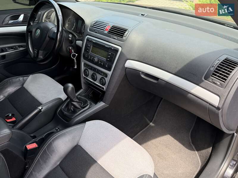 Ліфтбек Skoda Octavia 2006 в Києві