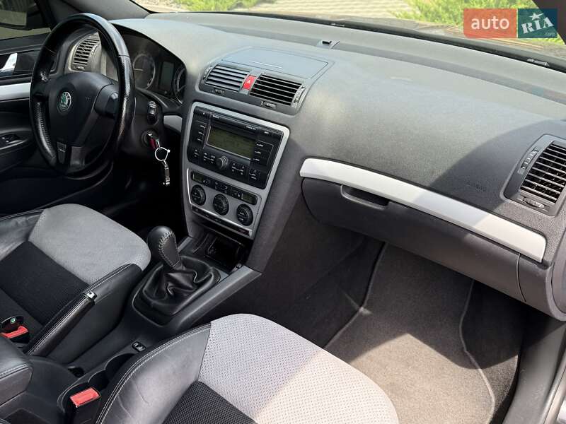Ліфтбек Skoda Octavia 2006 в Києві