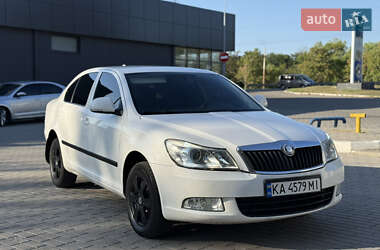 Лифтбек Skoda Octavia 2010 в 