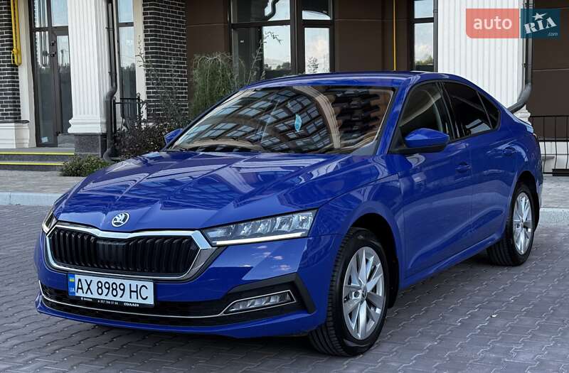 Лифтбек Skoda Octavia 2021 в Киеве