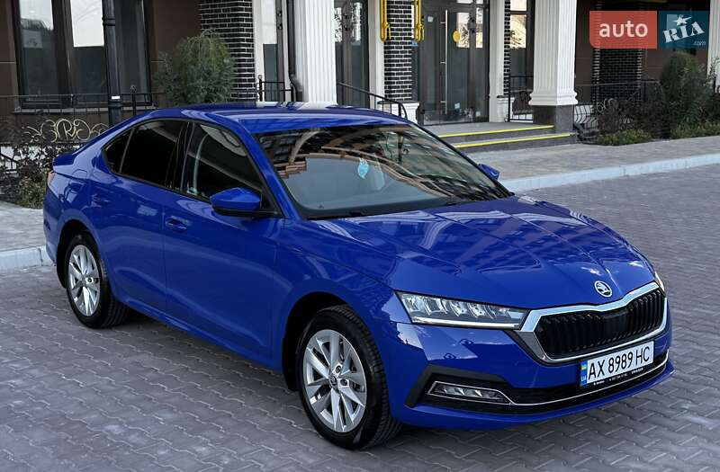 Лифтбек Skoda Octavia 2021 в Киеве