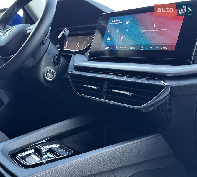 Лифтбек Skoda Octavia 2021 в Киеве
