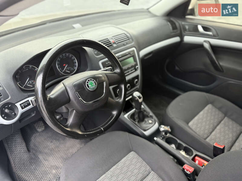 Лифтбек Skoda Octavia 2011 в Каменец-Подольском