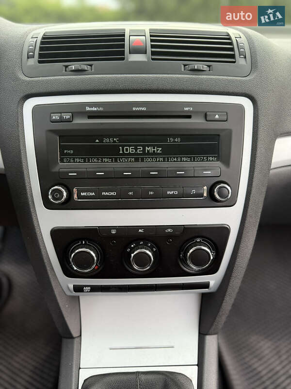 Лифтбек Skoda Octavia 2011 в Каменец-Подольском