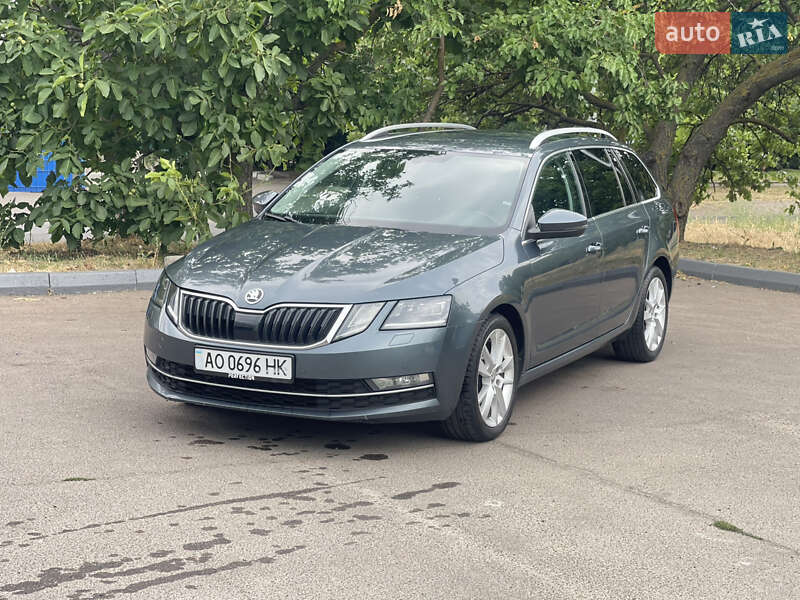 Універсал Skoda Octavia 2017 в Одесі