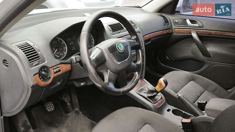 Лифтбек Skoda Octavia 2011 в Днепре