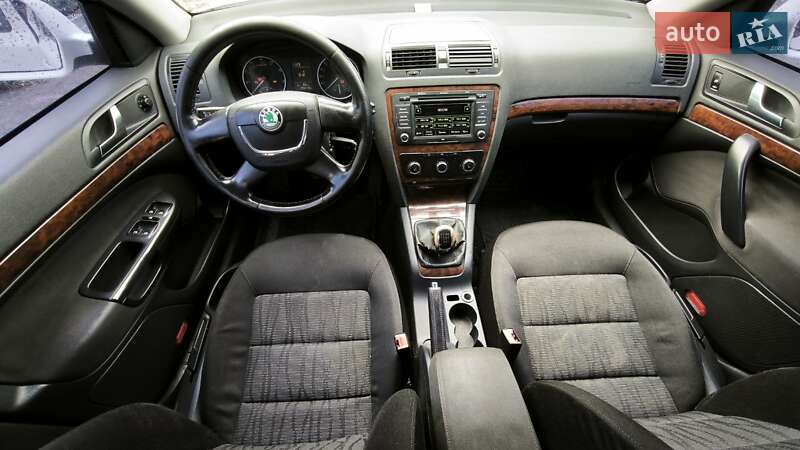 Лифтбек Skoda Octavia 2011 в Днепре