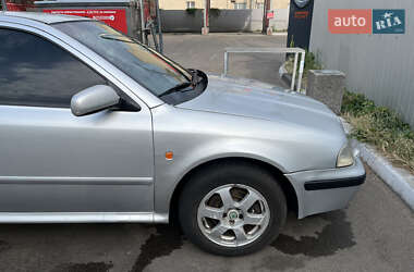 Лифтбек Skoda Octavia 1999 в 