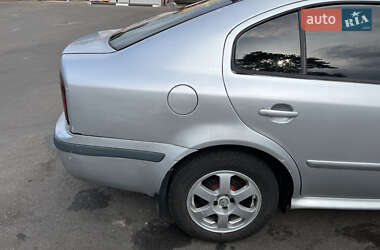 Лифтбек Skoda Octavia 1999 в 