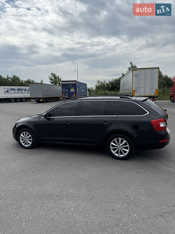 Універсал Skoda Octavia 2016 в Яворові