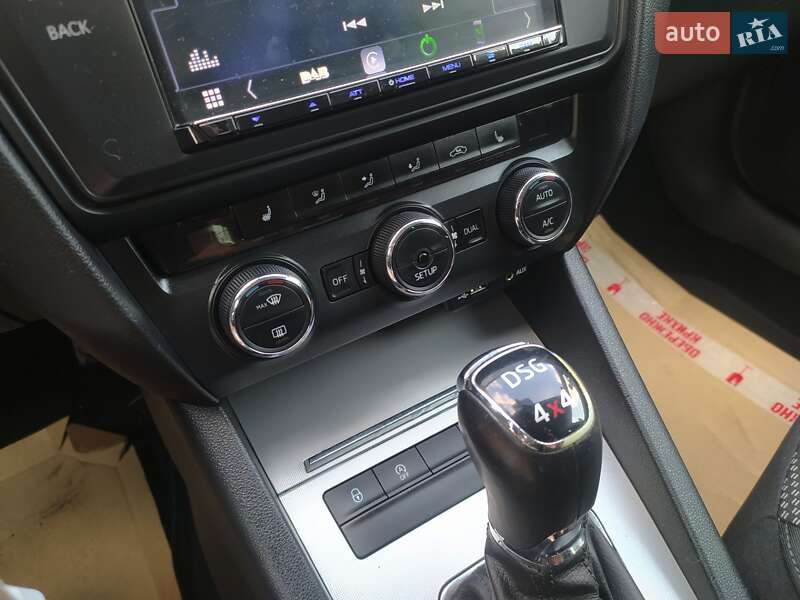 Универсал Skoda Octavia 2015 в Дубно