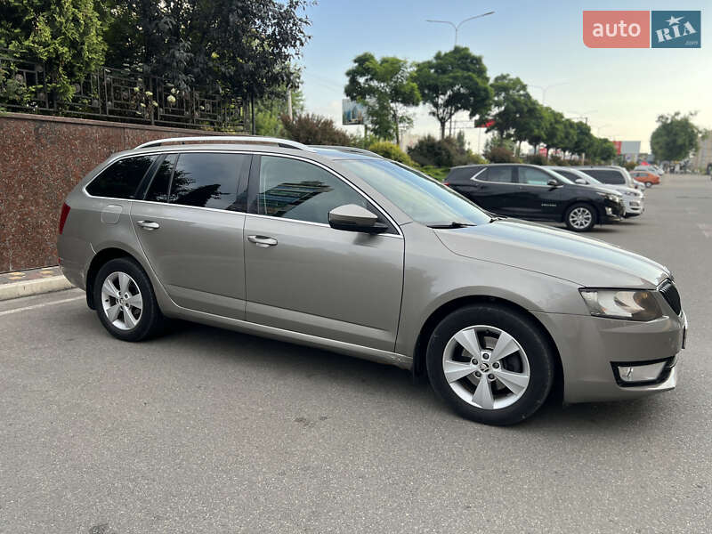 Универсал Skoda Octavia 2013 в Киеве