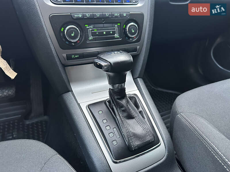 Універсал Skoda Octavia 2011 в Рівному