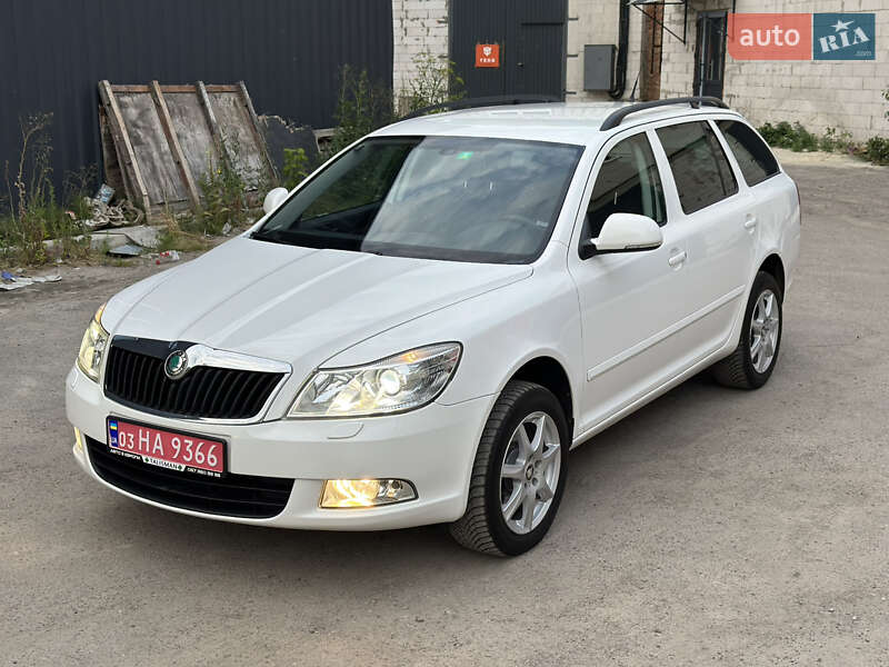 Універсал Skoda Octavia 2011 в Рівному
