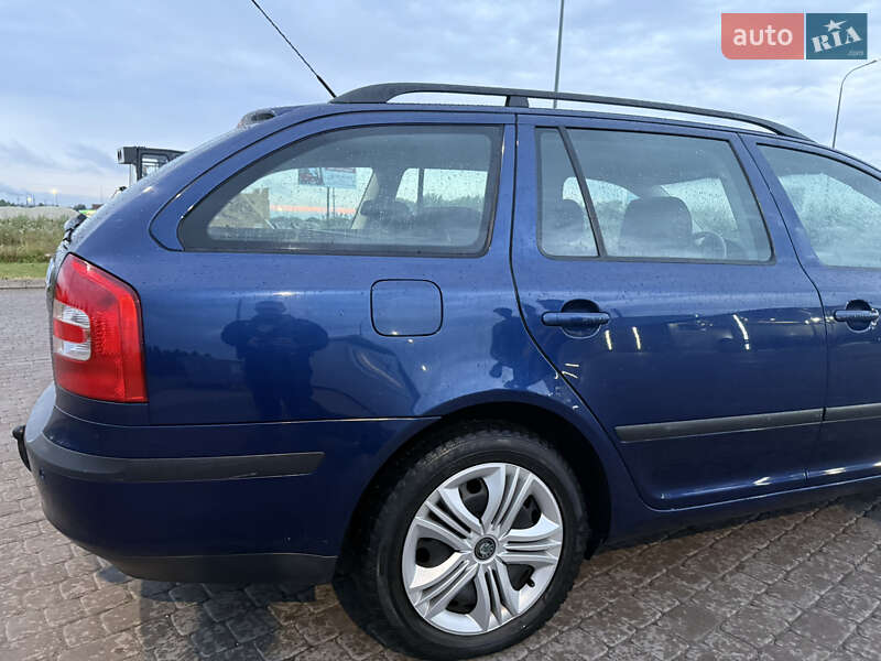 Универсал Skoda Octavia 2005 в Городке