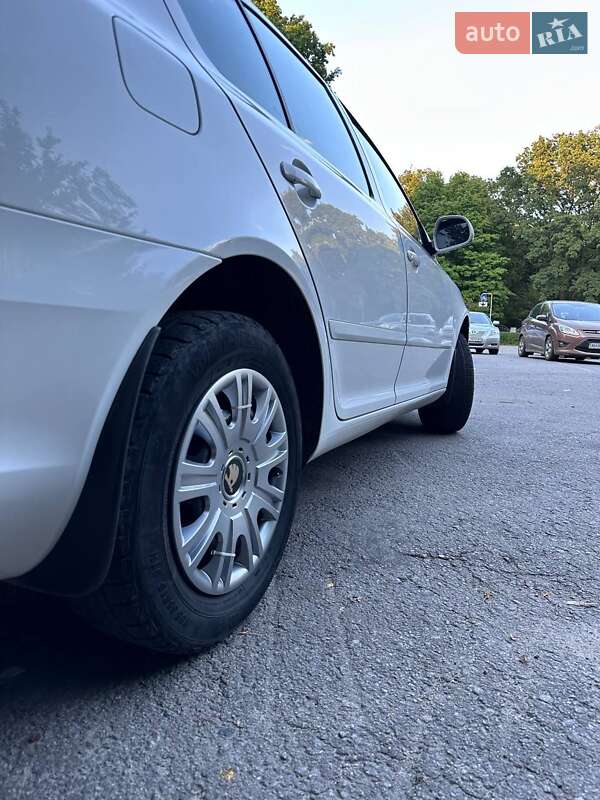 Ліфтбек Skoda Octavia 2011 в Полтаві