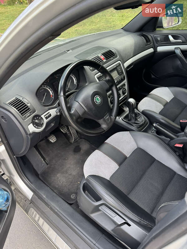 Универсал Skoda Octavia 2006 в Сумах