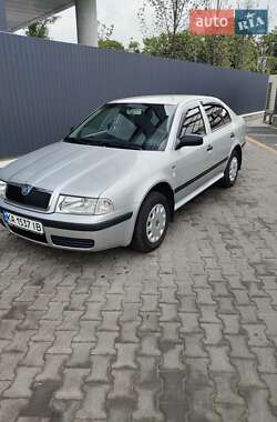 Лифтбек Skoda Octavia 2003 в Киеве