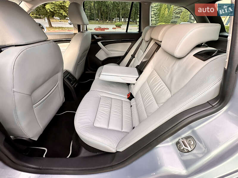 Универсал Skoda Octavia 2009 в Виннице