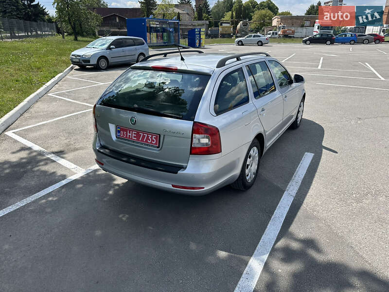 Универсал Skoda Octavia 2009 в Житомире