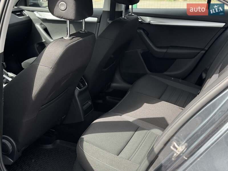 Лифтбек Skoda Octavia 2019 в Киеве