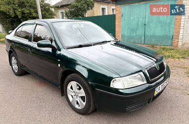 Лифтбек Skoda Octavia 2003 в Черкассах