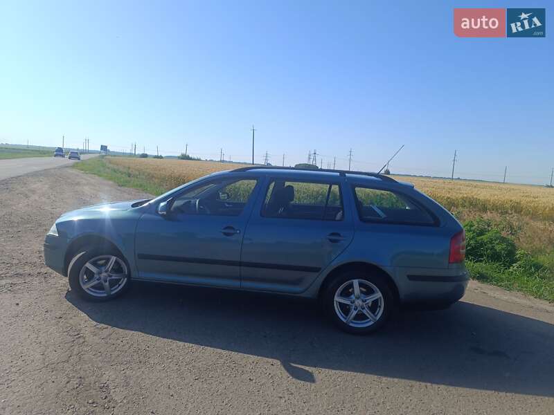 Универсал Skoda Octavia 2006 в Бобровице