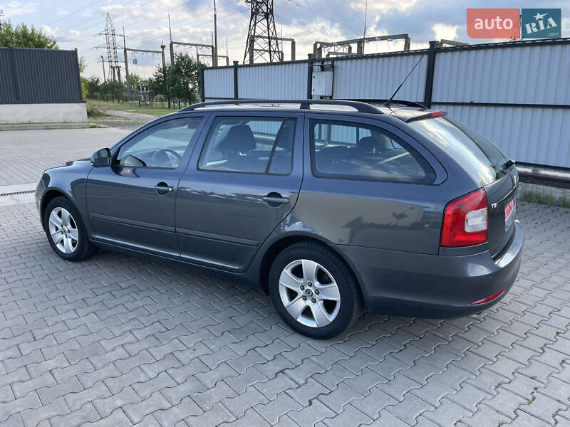 Универсал Skoda Octavia 2010 в Рожище