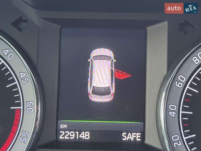 Универсал Skoda Octavia 2017 в Стрые