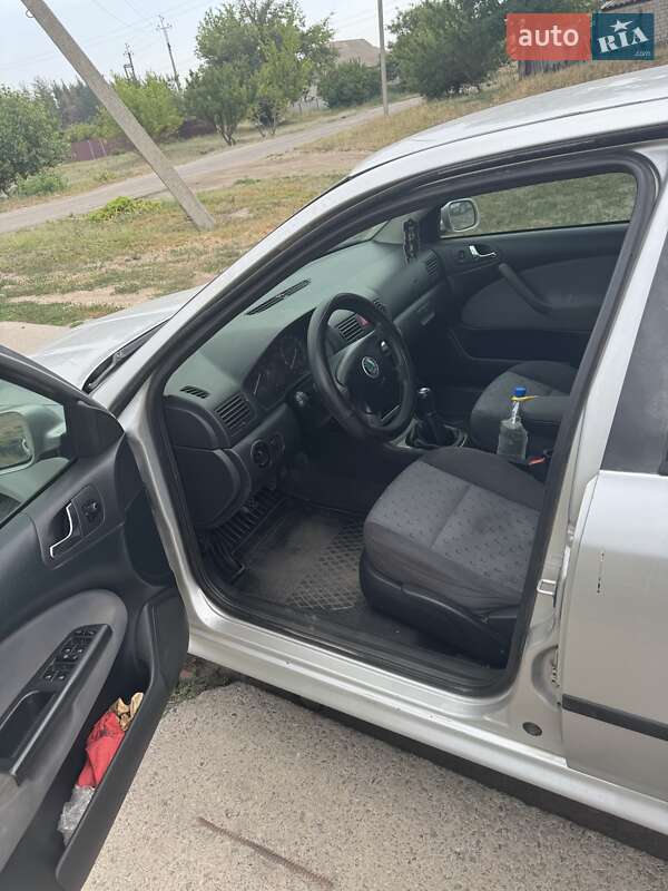 Лифтбек Skoda Octavia 2006 в Изюме