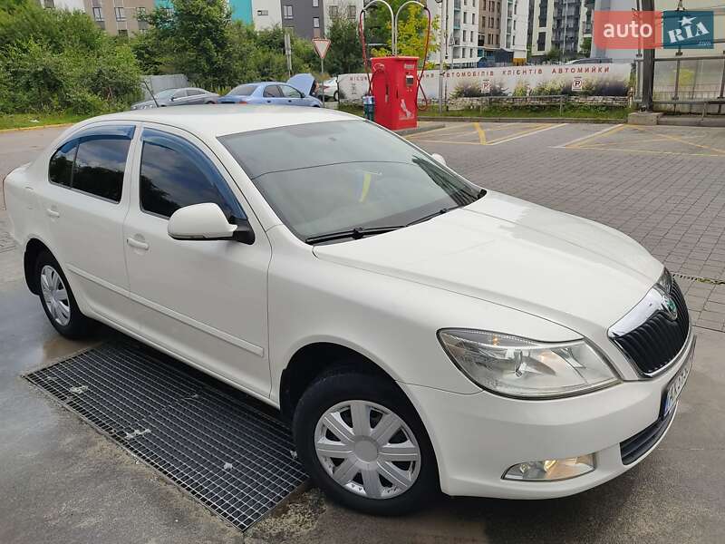 Лифтбек Skoda Octavia 2012 в Львове