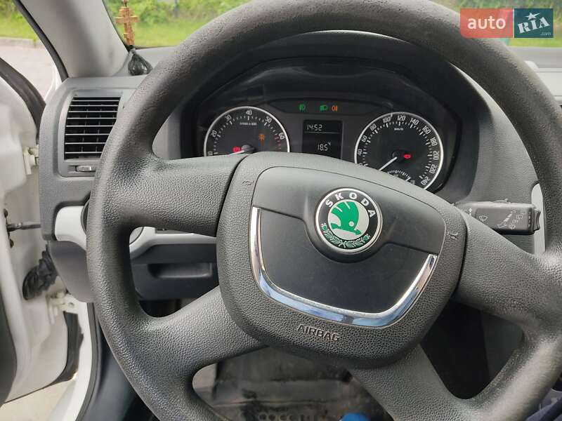 Лифтбек Skoda Octavia 2012 в Львове