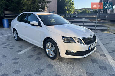 Лифтбек Skoda Octavia 2017 в Мукачево