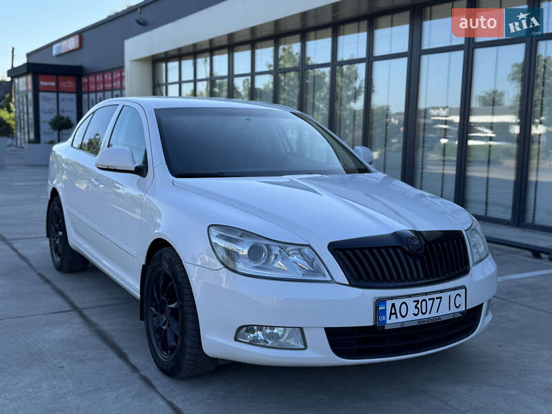 Лифтбек Skoda Octavia 2011 в 