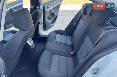 Лифтбек Skoda Octavia 2011 в 