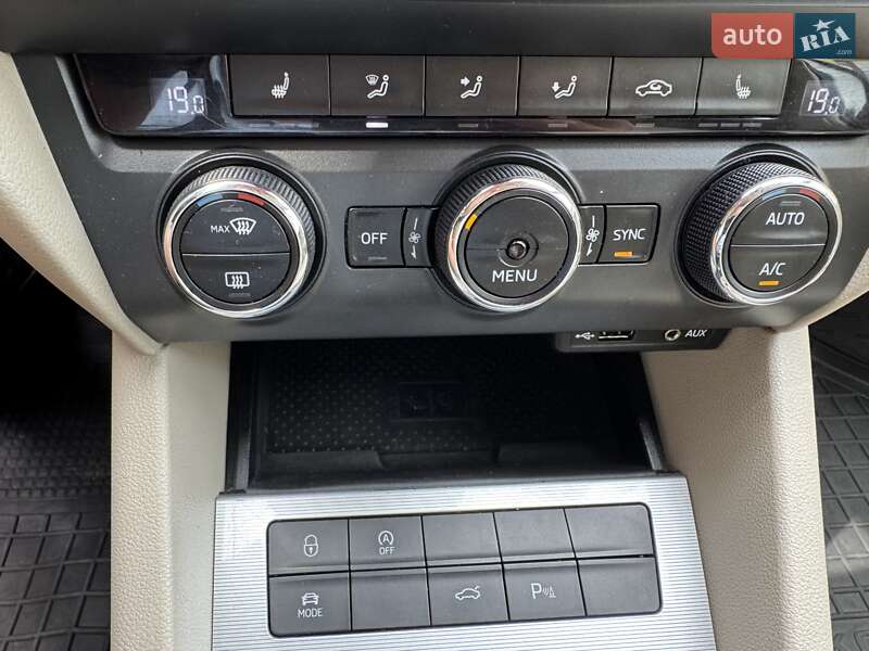 Универсал Skoda Octavia 2016 в Ровно