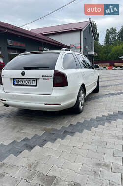 Универсал Skoda Octavia 2012 в 