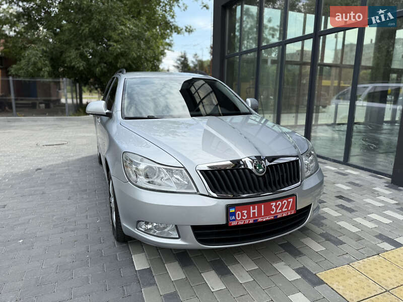 Универсал Skoda Octavia 2010 в Полтаве